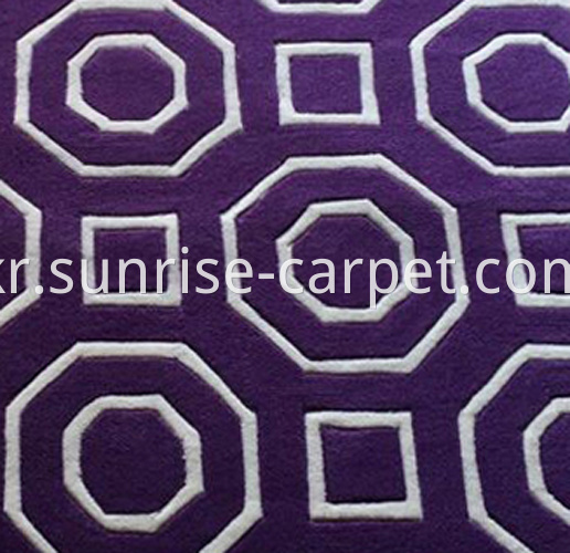 hand tufted carpet with purple 3